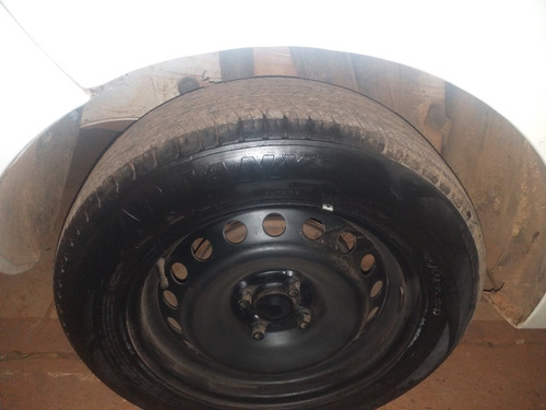 Imagem 9 de 15 de Renault Sandero 2016 1.0 16v Authentique Hi-flex 5p