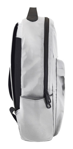 Imagen 5 de 10 de Mochila Unisex Plastificada Impermeable Urbana