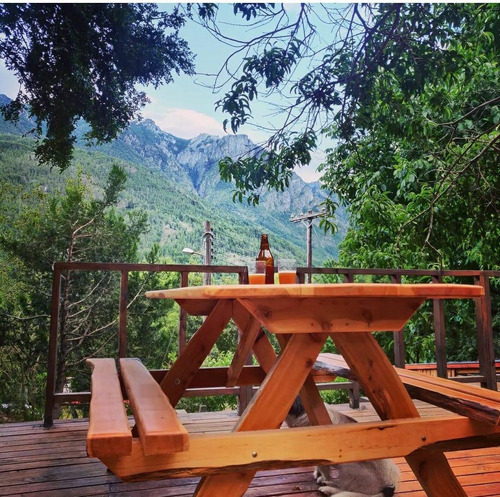 Venta De Propiedad En Epuyén, Chubut 2 Casas En Media Hectarea - Ideal Para Turismo O Inversión
