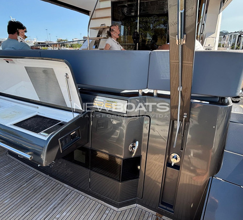Intermarine 62 Ñ Azimut Schaefer Ferretti Princess