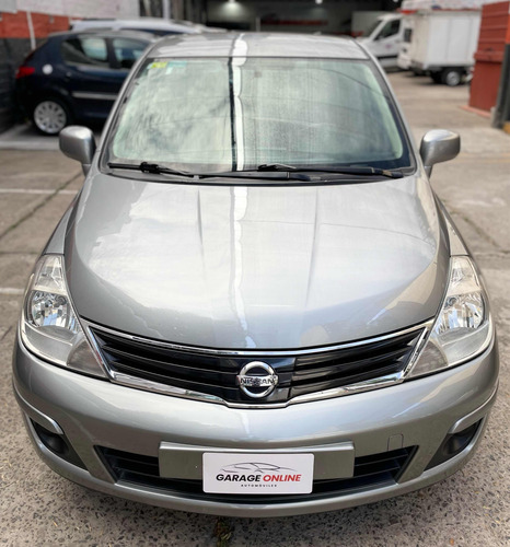 Nissan Tiida 1.8 Visia
