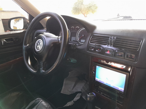 Volkswagen Bora 1.8 T Highline