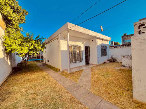 Casa En Venta En Ituzaingo Norte