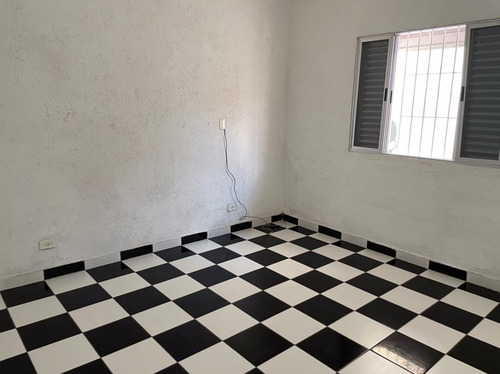 Imagem 12 de 14 de 954 Casa Com Piscina, 2 Quartos, 2 Banheiro, Cozinha,2 Vagas