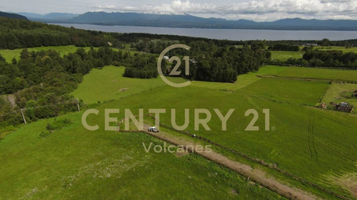 Imagen 4 de 15 de Hermoso Y Cuidado Condominio Con Vista Al Volcan Y Lago