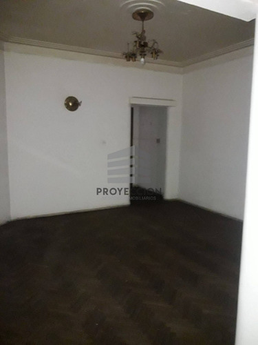 Imagen 3 de 8 de Vendo Apartamento De 3 Dormitorios En El Centro