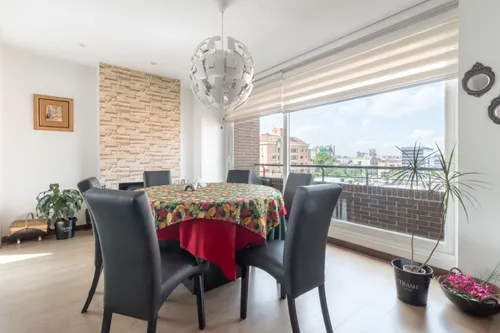 Apartamento En Venta En Chicó Navarra. Cod V9010
