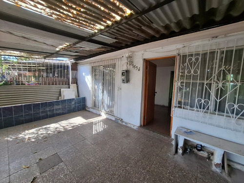 Casa En Arriendo Francisco Meneses, Comuna De Ñuñoa.