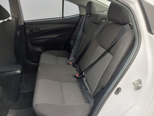 Toyota Yaris Sedán 1.5 16V FLEX SEDAN XL LIVE MULTIDRIVE