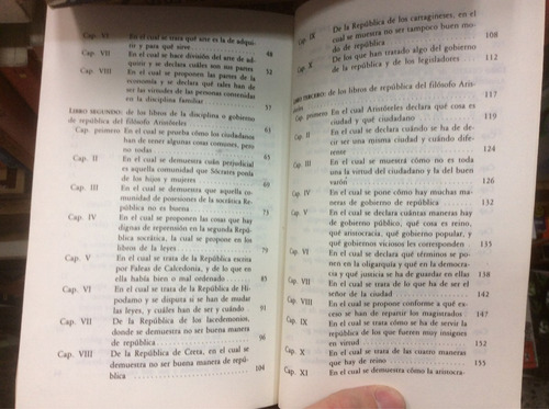 Politica - Aristóteles - 2 Tomos - Filosofia - De 1985