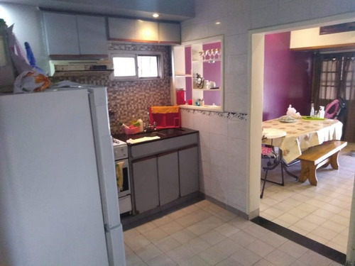 Imagen 3 de 8 de Departamento Tipo Casa En Permuta En Lanus Este