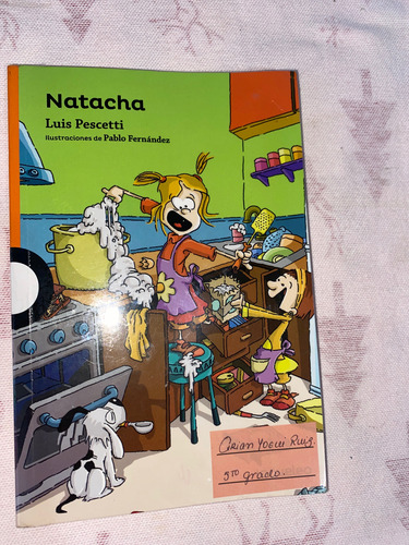 Natacha - Luis María Pescetti - Loqueleo