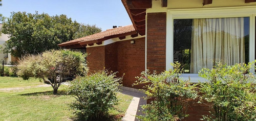 Imagen 3 de 23 de Casa En Venta La Herradura Villa Allende