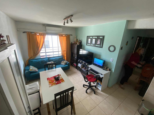Departamento En Venta - 2 Dormitorios 1 Baño - 45mts2 - Ciudadela, Tres De Febrero