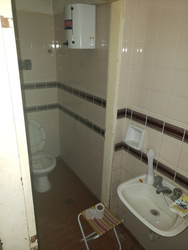 Venta Local Comercial Zona Sur Con Cochera