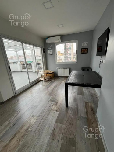 Venta Ph 6 Ambientes En Villa Urquiza Con Balcón Con Terraza Apto Crédito