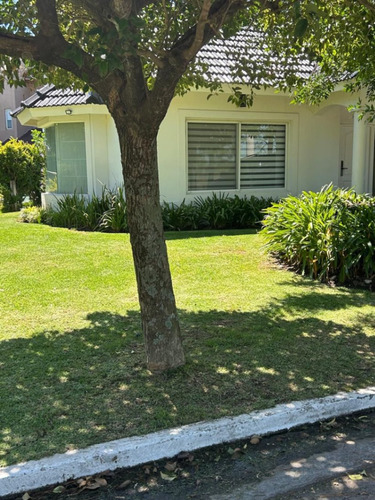 Casa En Venta Sosiego Apto Crédito Financiación Vista Al Golf Canning