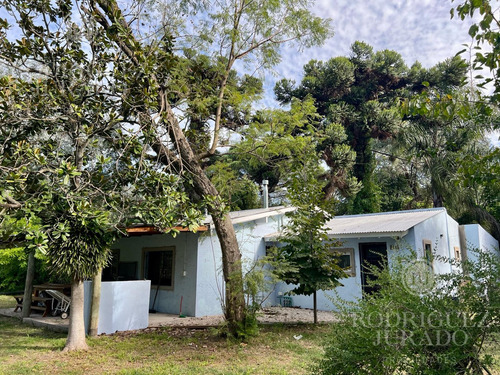 Casa Sobre Lote De 2500m2 En Esquina Apto Desarrollo Multifamiliar O División En 3 Lotes