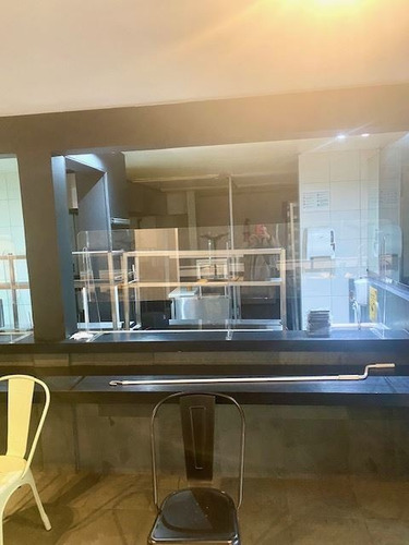 Imagen 8 de 14 de Casa Comercial Con Patente Alcoholes En Venta En Las Condes
