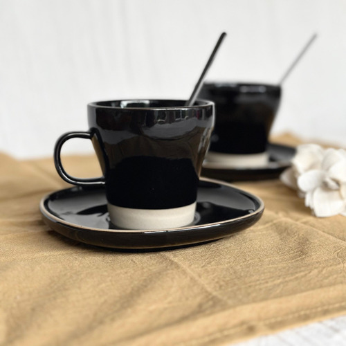 Juego De 6 Tazas De Te Con Plato Negro - Linea Mali