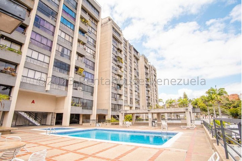 Apartamento Ph En Venta En Los Samanes. Yr