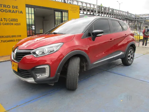 Renault Captur INTENS 4X2 2000CC AT AA