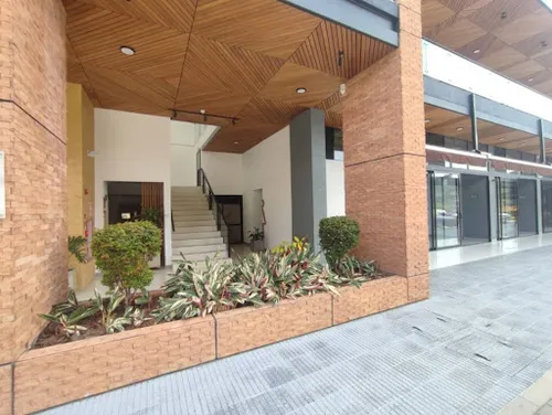 Locales En Arriendo Veredad Don Diego 643-8292434
