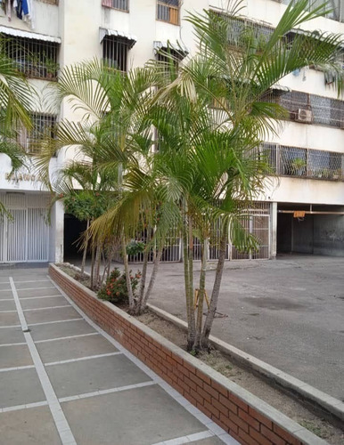Imagen 26 de 27 de Apartamento El Calvario Guarenas Lgm