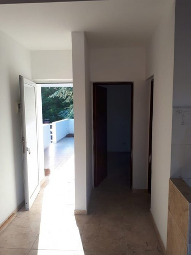 Imagen 9 de 14 de Departamento 2 Amb. En Primer Piso Sin Expensas San Bernardo