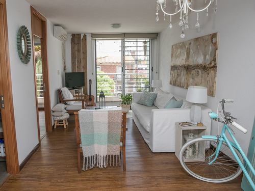 Apartamento En Venta En Malvin Ref. 7605