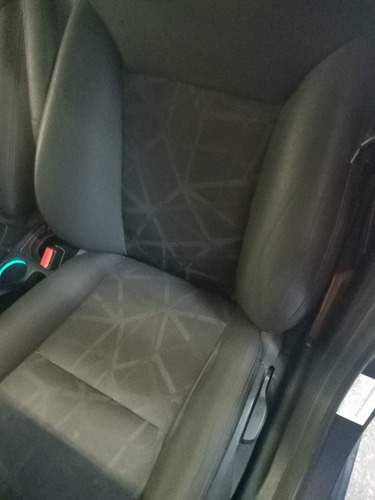Ford Fiesta Kinetic Titanium