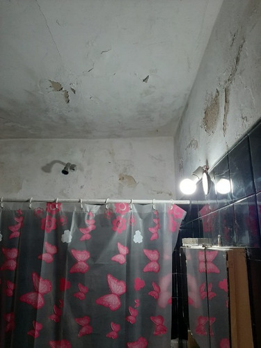Imagen 13 de 14 de Casa A Refaccionar En Venta - Castelar Norte