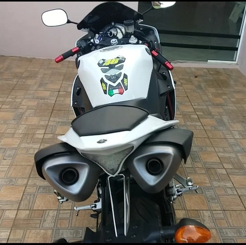 Yamaha Yzfr1