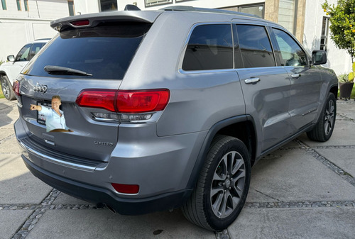 Jeep Grand Cherokee Jeep Grand Cherokee 3.6 V6 Limited Lujo 4x2 At