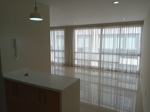 Departamento Remodelado En Venta Cerca Del Metro San Joaquín