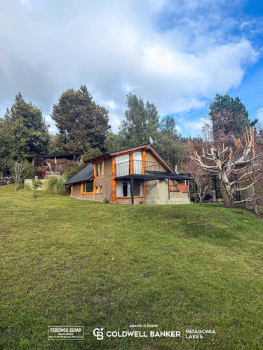 Casa En Alquiler Permanente 3 Ambientes Equipa Con Cochera Bariloche