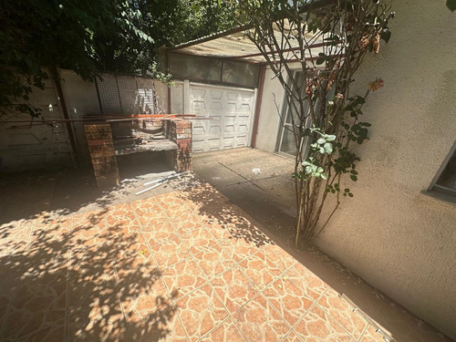 Casa En Venta De 4 Dorm. 3 Baños En Concepción