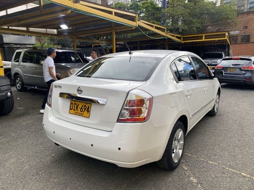 Nissan Sentra 2.0