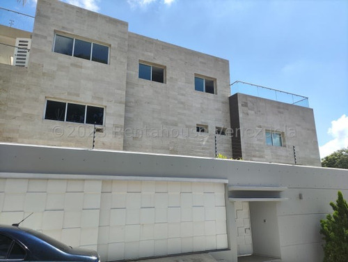 Casa En Venta - Altamira - 1800 Mts2 - #24-12266