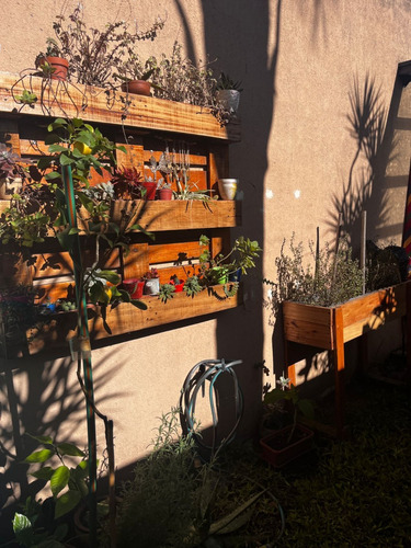 Ph 3 Ambientes Con Jardín Y Cochera Cerca De Au. Acc. Oeste Bajada Santa Rosa