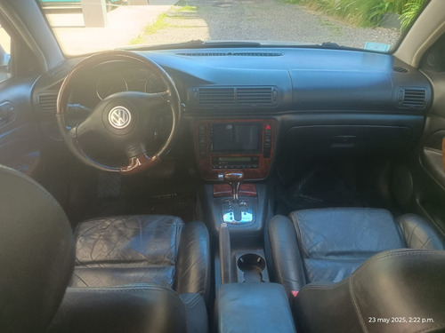 Volkswagen Passat 2.5 I V6 Tipt 4m