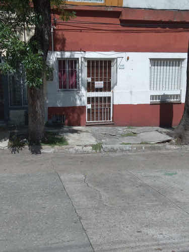 Alquiler Casa A Dos Cuadras De San Martín Y Batlle Ordóñez