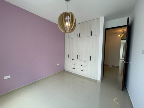 Imagen 14 de 18 de Casa En Venta Con Roof Garden En La Zona De Paseo San Junipero, Queretaro