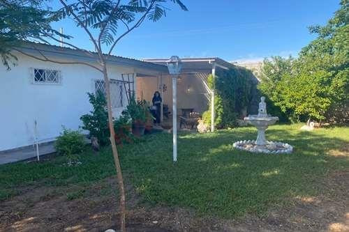 Imagen 10 de 25 de En Renta Acogedora Casa En Esquina Con Amplio Terreno En Col. Independencia