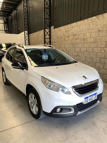 Imagen 13 de 15 de Peugeot 2008 2019 1.6 Allure