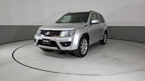 Suzuki Grand Vitara 2.4 L4 GLS AT