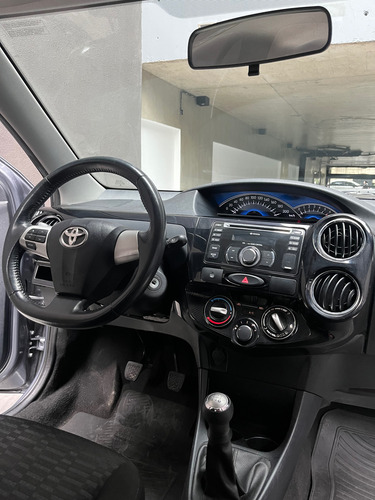 Toyota Etios 1.5 Xls