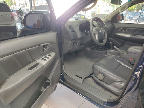 Imagen 7 de 14 de Toyota Hilux Kavak