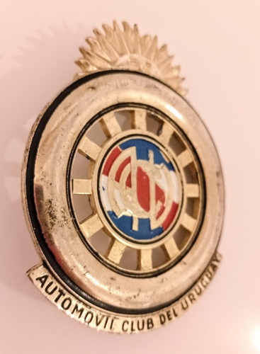 Antigua Insignia Del Automóvil Club Uruguay Bronce Esmaltado (Usado)