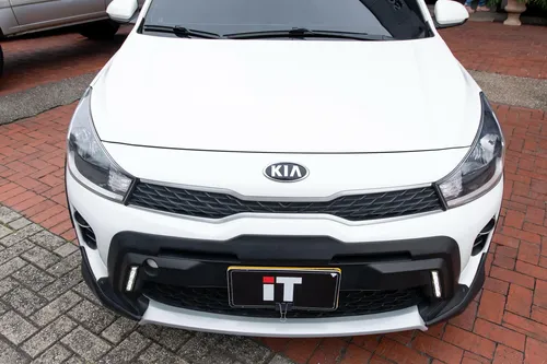 Kia Tonic Vibrant 1.6 At 4x2 2021